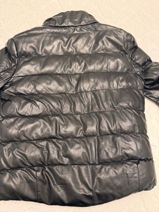 Plumas Guess Negro talla aproximadamente 38/40