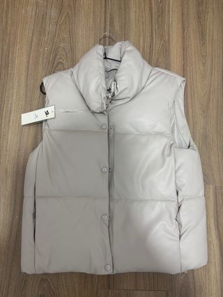 Chaleco cuero beige