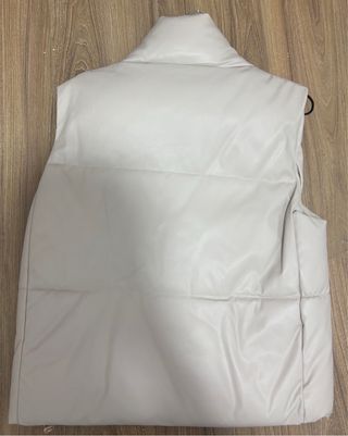 Chaleco cuero beige