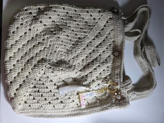 Bolso de ganchillo  con llavero