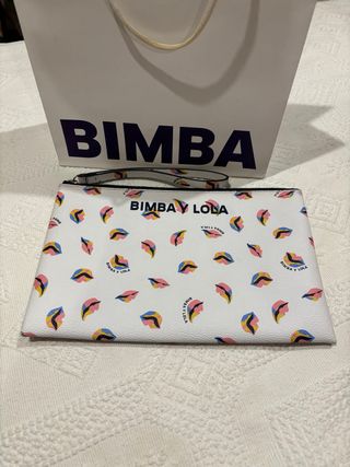 OFERTA!Bolso de mano Bimba y Lola estampado labios