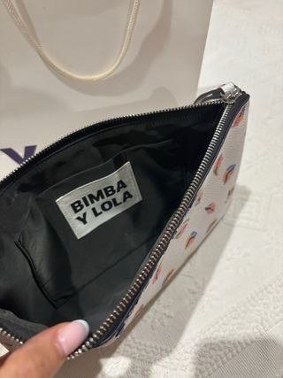 OFERTA!Bolso de mano Bimba y Lola estampado labios