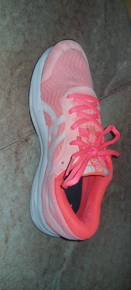 Zapatillas Asics Naranja y Rosa