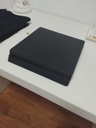 PS4 (PlayStation 4) Negra + Red Dead Redemption 2