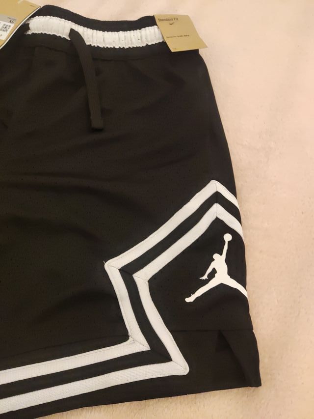 Pantalón corto Jordan baloncesto negro y blanco