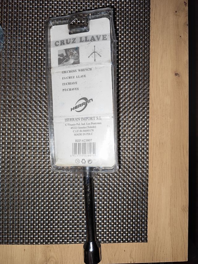 Llave de cruz plegable 17-19-21-23 mm