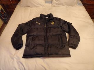 Anorak Real Madrid Negro Talla L
 Sudadera XXL RM 