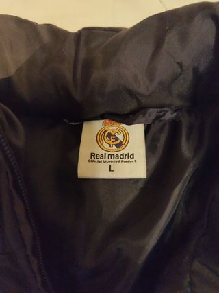Anorak Real Madrid Negro Talla L
 Sudadera XXL RM 