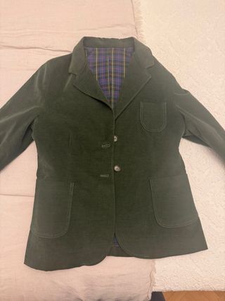 Americana de pana verde talla 48. hierro y albero 