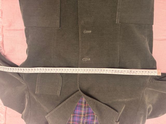 Americana de pana verde talla 48. hierro y albero