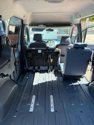 Ford Tourneo Connect 2013