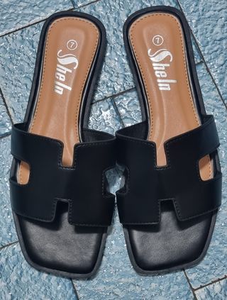 Sandalias negras Shein talla 40