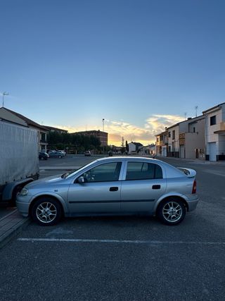 Opel Astra 2002