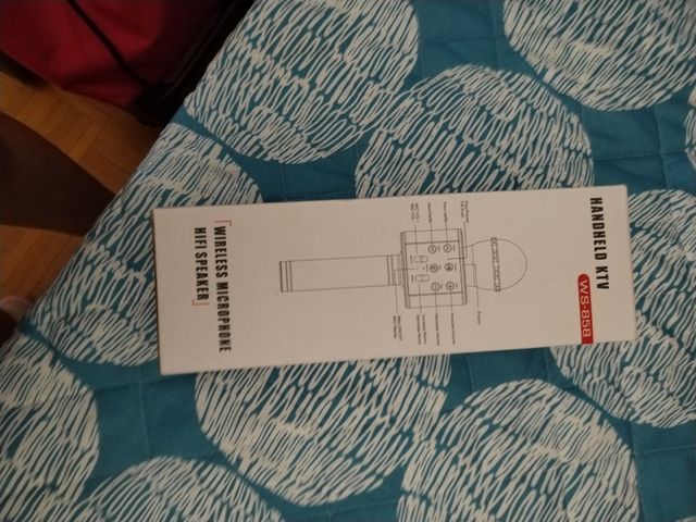 Micrófono Karaoke Portátil Rosa