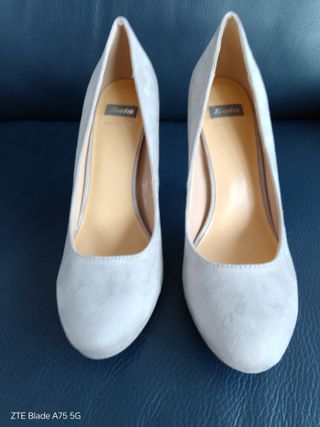 Scarpe décolleté Bata grigie vera pelle