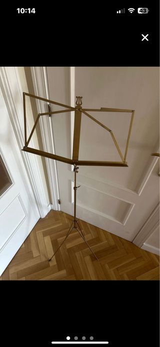 Atril plegable dorado