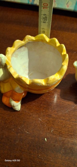 Vasetto coniglio e caraffetta casa