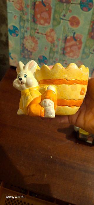 Vasetto coniglio e caraffetta casa