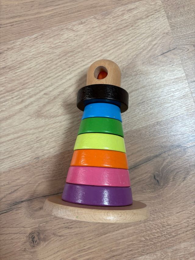 Pirámide apilable faro Ikea