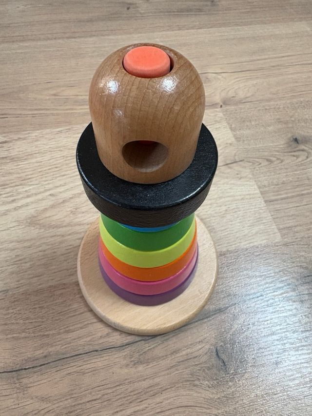 Pirámide apilable faro Ikea