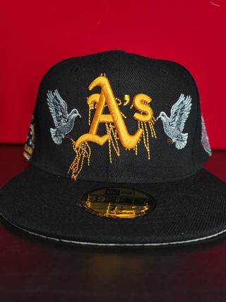 Gorra New Era 59Fifty Negra con Calaveras 7.1/2