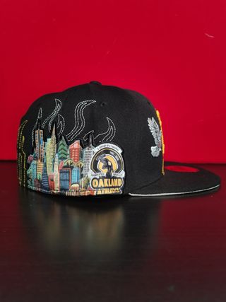 Gorra New Era 59Fifty Negra con Calaveras 7.1/2