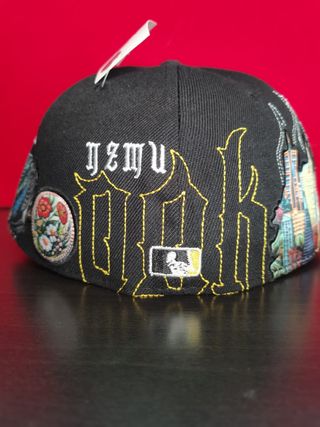 Gorra New Era 59Fifty Negra con Calaveras 7.1/2