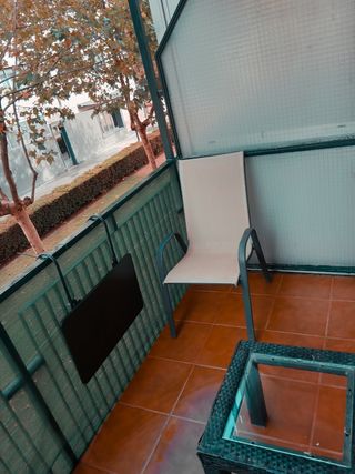 SE ALQUILA HABITACIÓN EN POLÍGONO RESIDENCIAL 