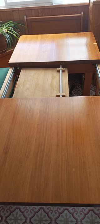 Mesa y bancada de cocina madera maciza