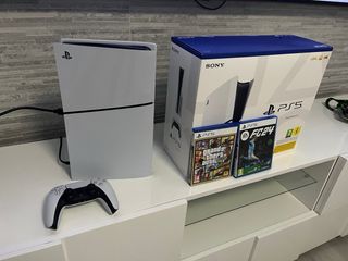 PlayStation 5 (PS5) Blanca nueva