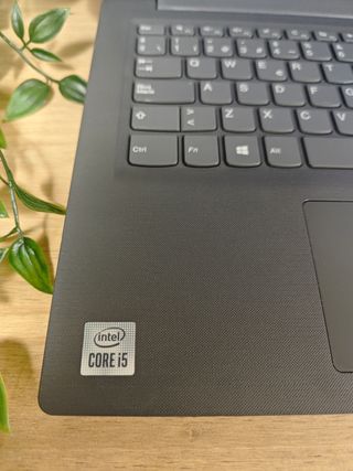 Lenovo V14 i5 Portátil