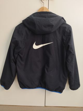 Chaqueta Nike Negra y Azul con Capucha, reversible