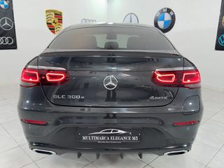 Mercedes GLC Coupé 2022 300de 306cv AMG LINE