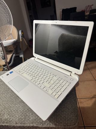Ordenador Portátil Toshiba Blanco