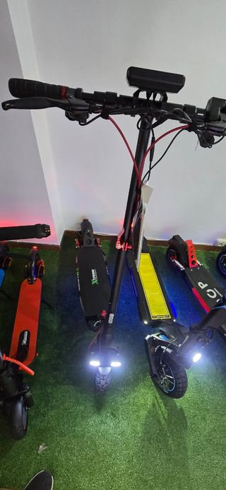 Patinetes Eléctricos Xtreme y  SmartGyro 
Nuevos 