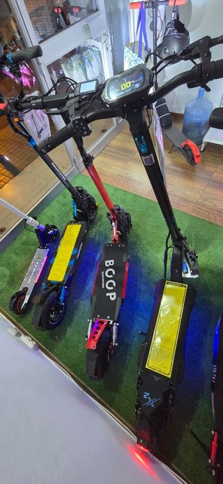 Patinetes Eléctricos Xtreme y  SmartGyro 
Nuevos 