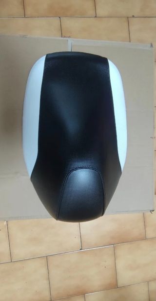 Asiento Yamaha Aerox