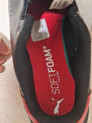 Zapatillas Puma Ferrari Negras y Rojas.