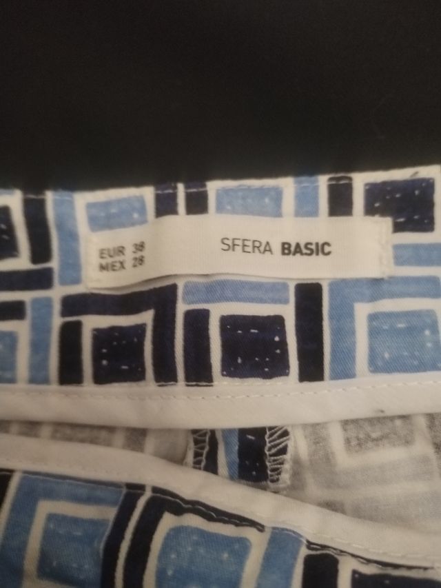 Pantalón corto Sfera Basic azul y blanco