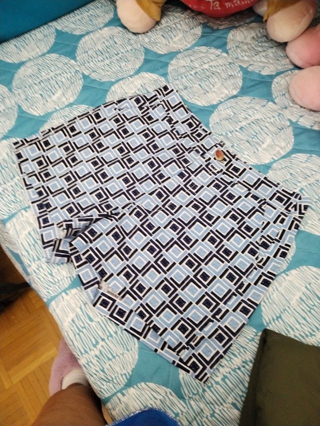 Pantalón corto Sfera Basic azul y blanco