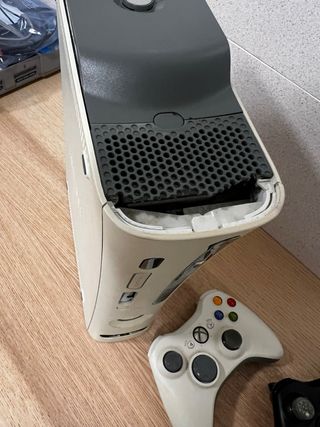 Lote Xbox 360 con juegos y mandos