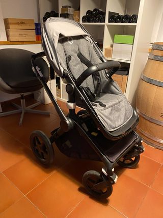 Bugaboo Fox 2 Silla Paseo y Capazo Gris