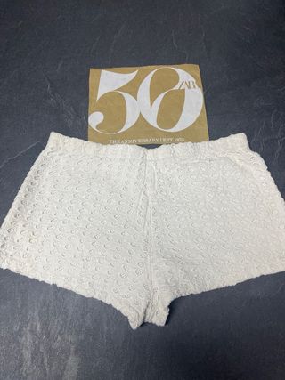 Shorts ZARA encaje TM blancos como nuevo