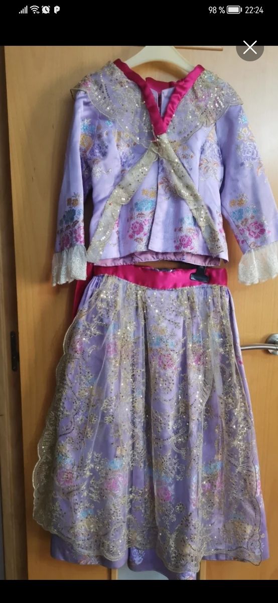 Traje de fallera niña morado