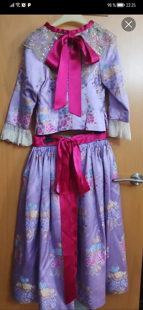 Traje de fallera niña morado