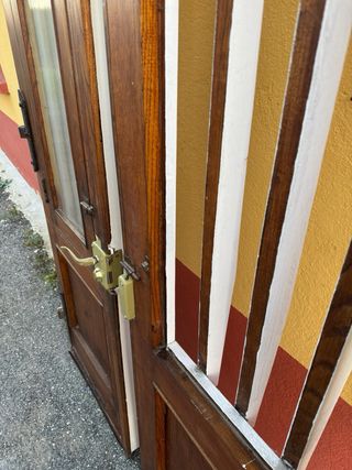 Puertas de roble vintage para entrada
