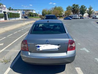 Volkswagen Passat 2003