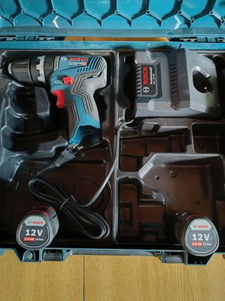 Taladro percutor Bosch GSB 12V-35