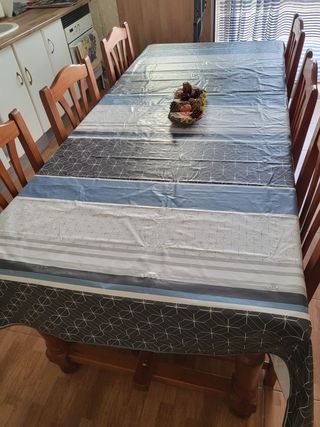 Conjunto mesa y 4 sillas madera