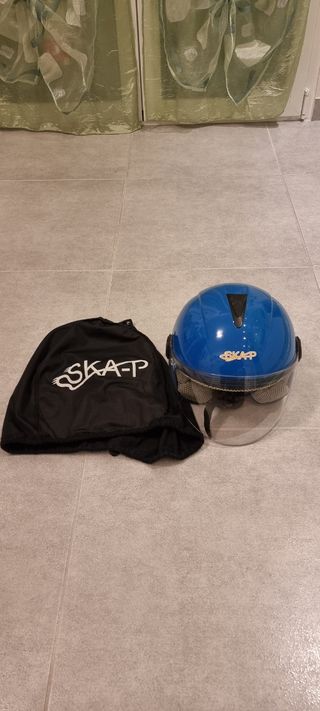 Casco SKA-P blu con visiera e sacca